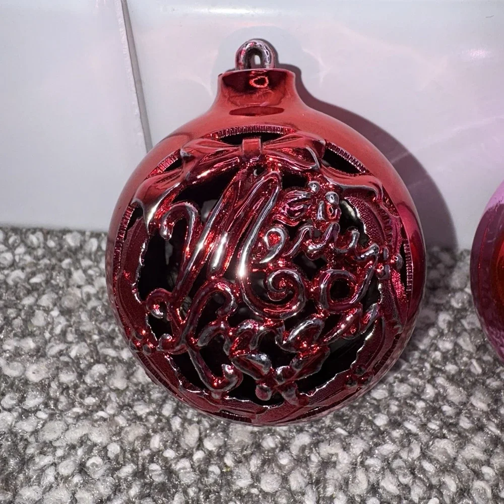 Bradford Christmas Ornaments Vintage Plastic 4 Balls Filagree Deer‎ Merry